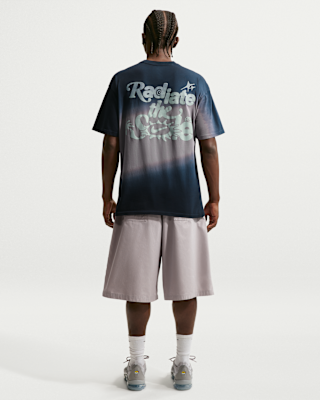 Nike Sportswear T-Shirt. Nike CA